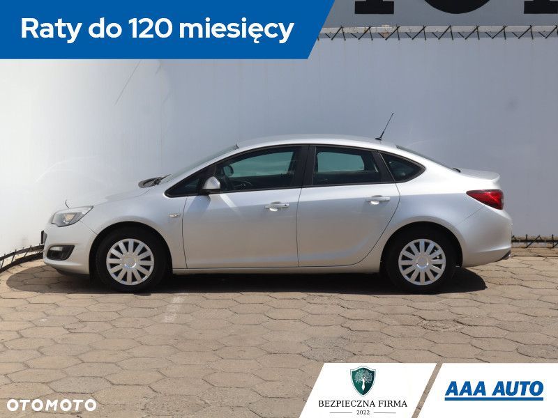 Opel Astra - 4