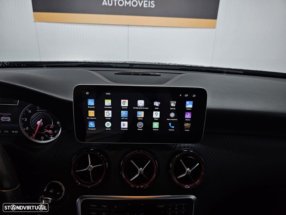 Mercedes-Benz A 45 AMG 4Matic Speedshift 7G-DCT - 18