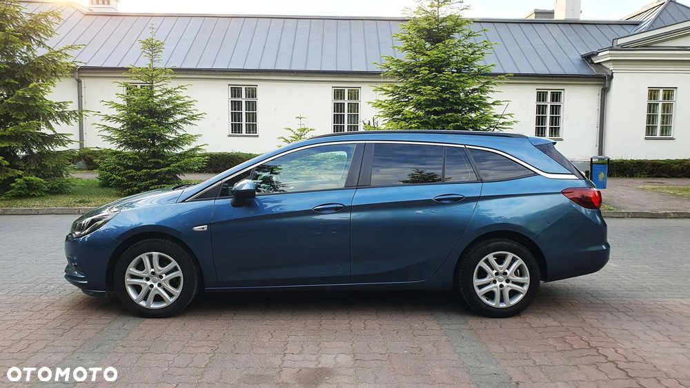 Opel Astra 1.6 CDTI Elite S&S - 2