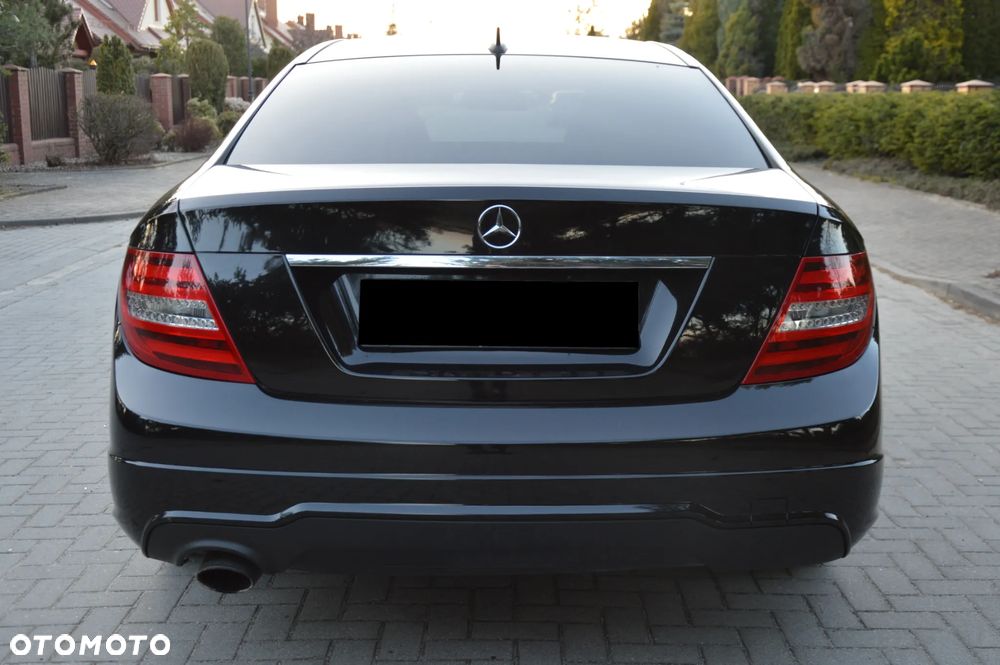 Mercedes-Benz Klasa C 180 BlueEFFICIENCY - 6