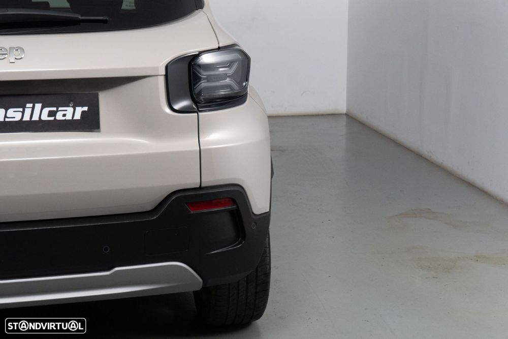 Jeep Avenger 54 kWh Summit - 19