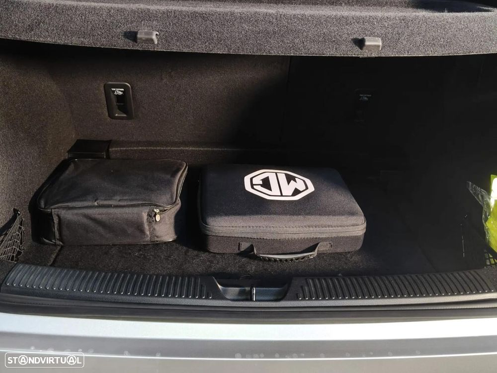 MG MG4 64 kWh Luxury - 20