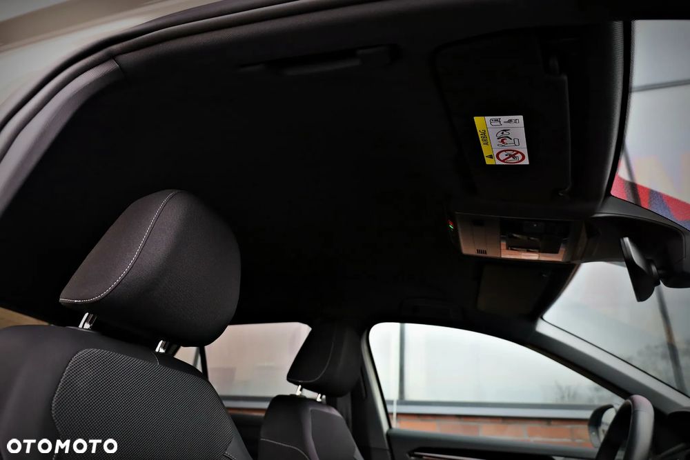 Volkswagen T-Roc 1.5 TSI Style DSG - 23