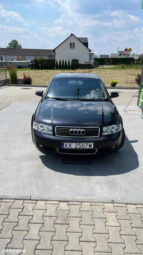 Audi A4 Limousine - 7