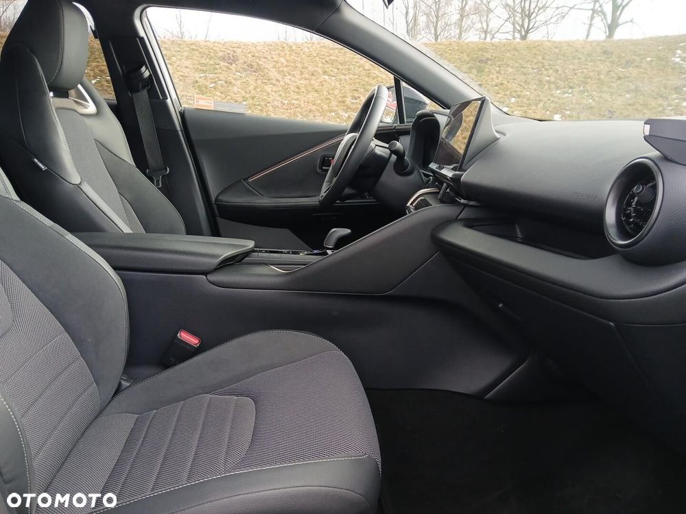 Toyota C-HR - 13