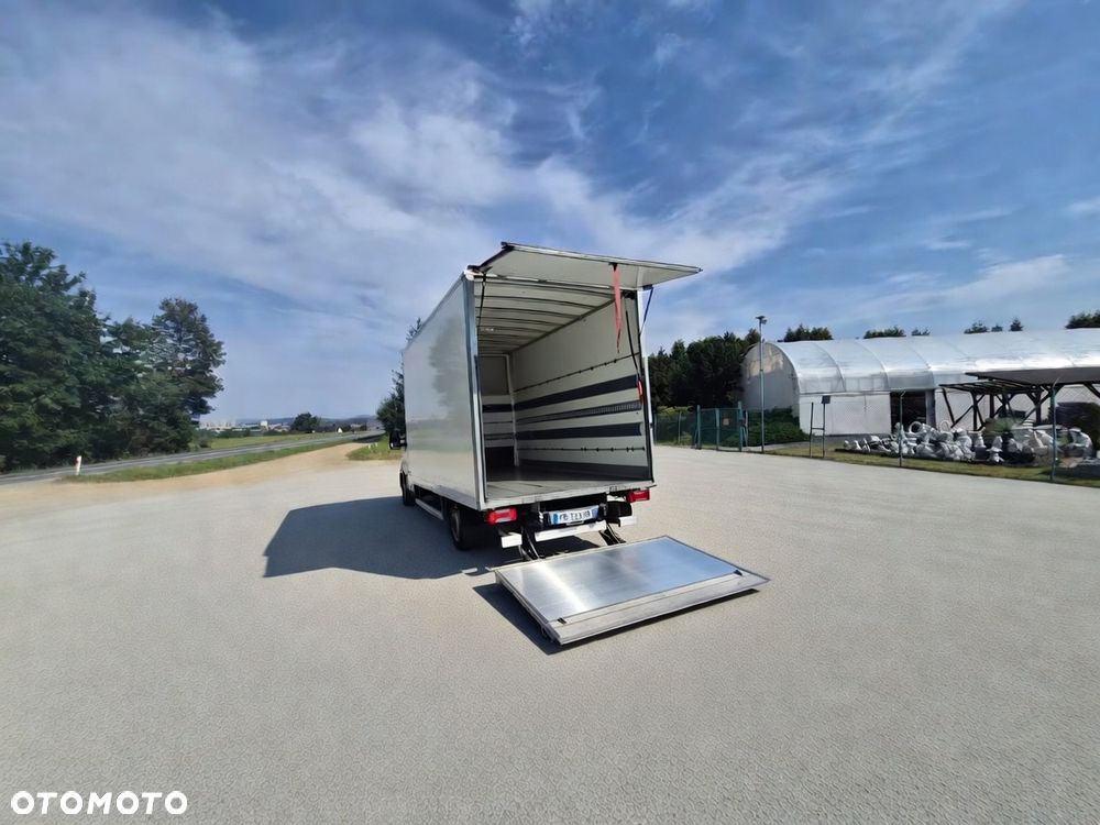 Iveco DAILY - 7