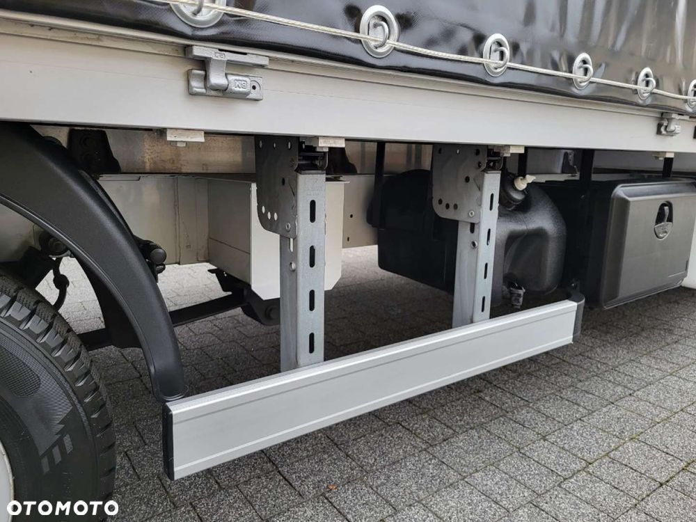 Renault Master kabina XL - 33