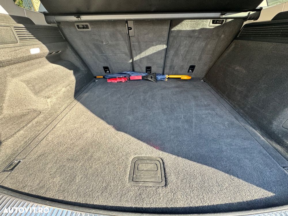 Volkswagen Touareg V6 TDI R-Style - 20