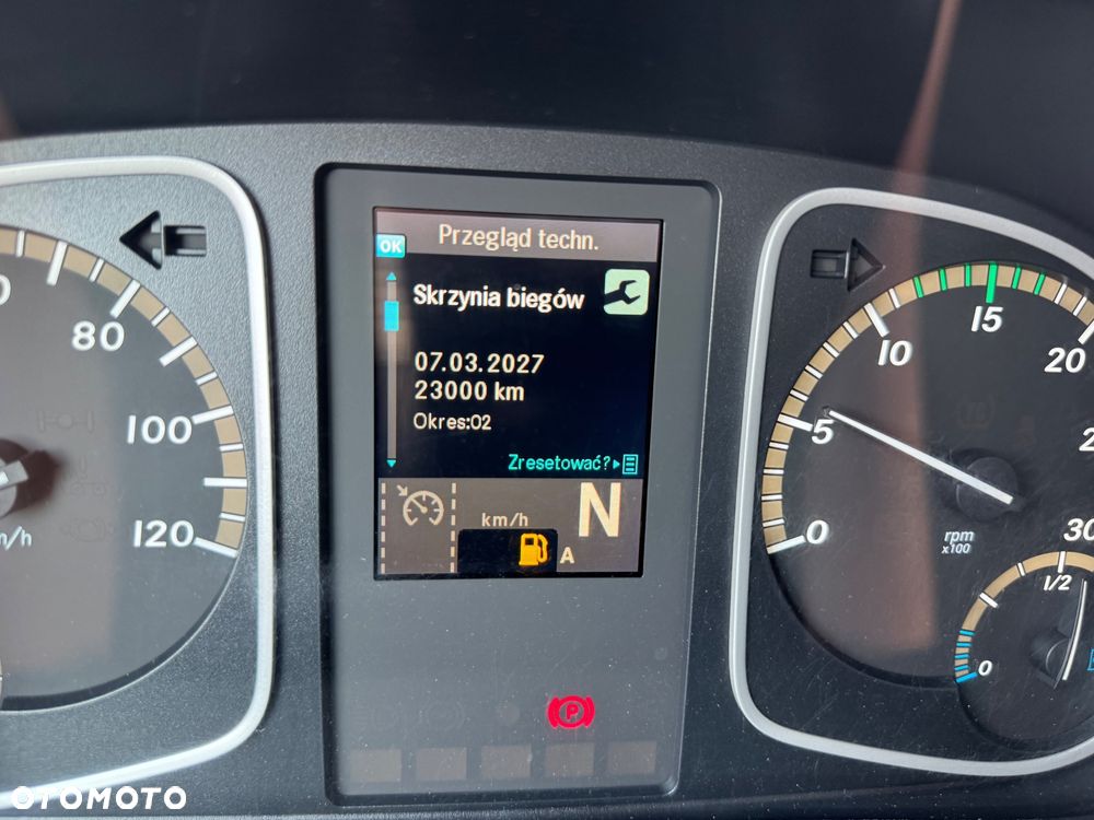 Mercedes-Benz ATEGO - 37