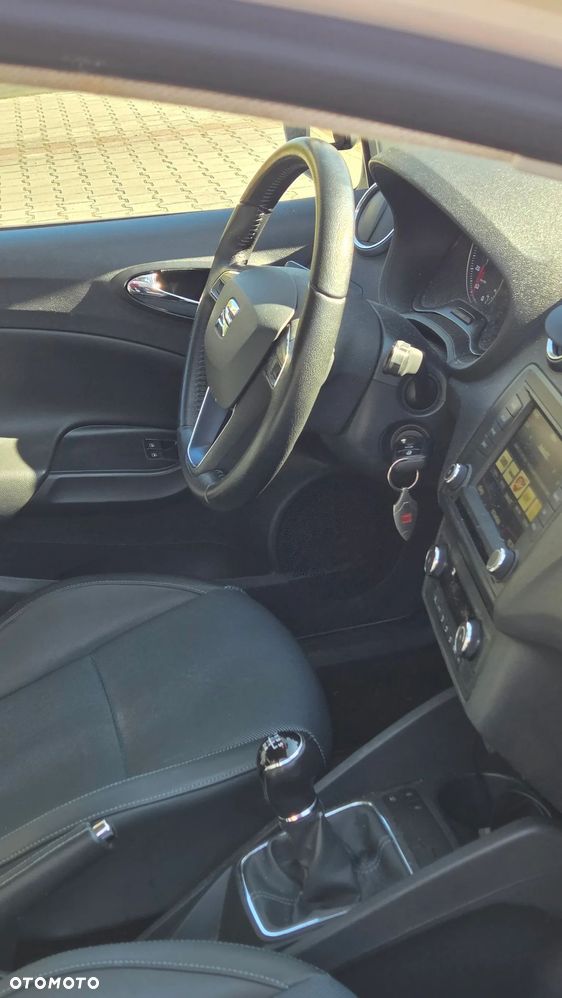 Seat Ibiza 1.2 TSI CONNECT - 7