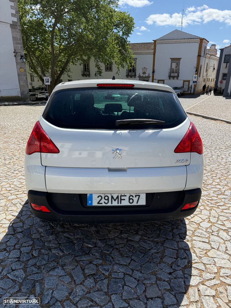 Peugeot 3008 1.6 HDi Executive - 4