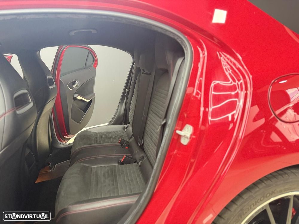 Mercedes-Benz A 180 Dynamic Edition - 14