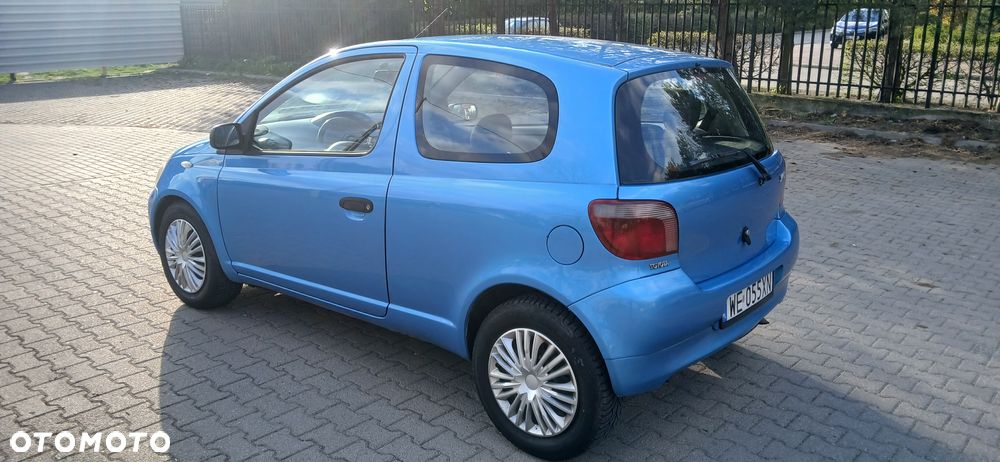Toyota Yaris 1.0 Luna - 4