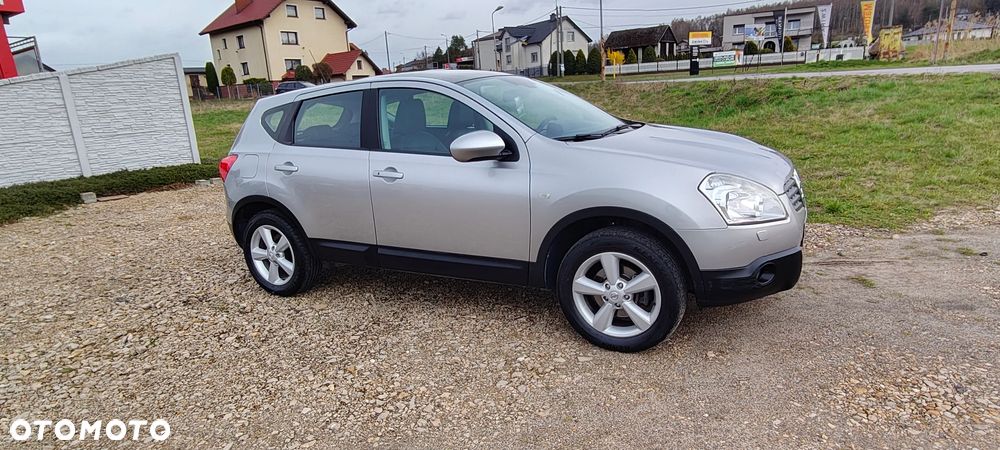 Nissan Qashqai ver-2-0-dci-4x4-tekna - 2