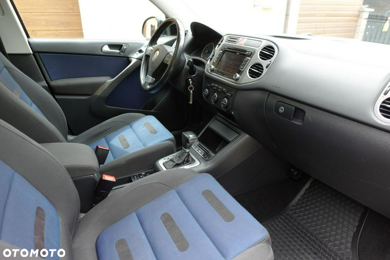 Volkswagen Tiguan - 14