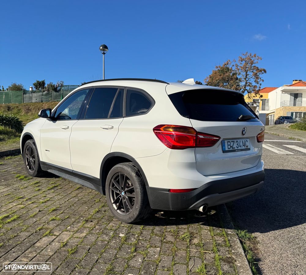 BMW X1 xDrive18d Sport Line - 7