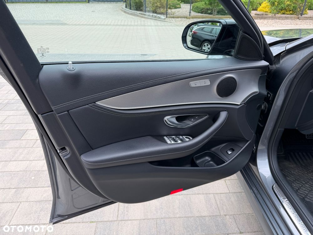 Mercedes-Benz Klasa E 200 d 9G-TRONIC AMG Line - 29