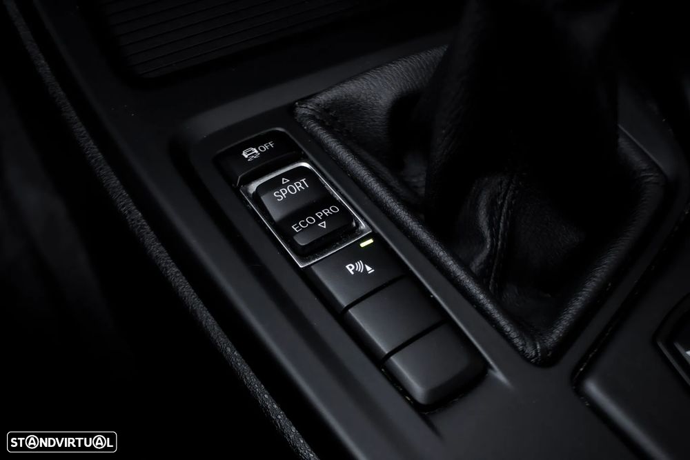 BMW X1 16 d sDrive Advantage - 23