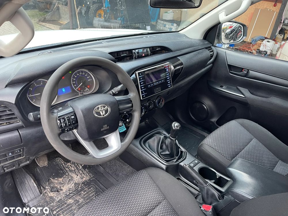 Toyota Hilux 4x4 Double Cab S&S Executive - 8