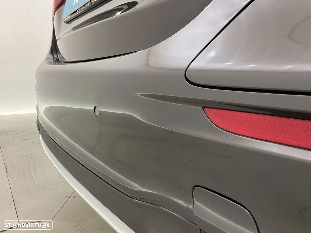 Mercedes-Benz E 300 de AMG Line - 15