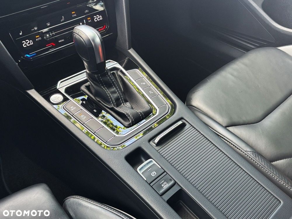 Volkswagen Arteon 2.0 TDI 4Motion R-Line DSG - 37