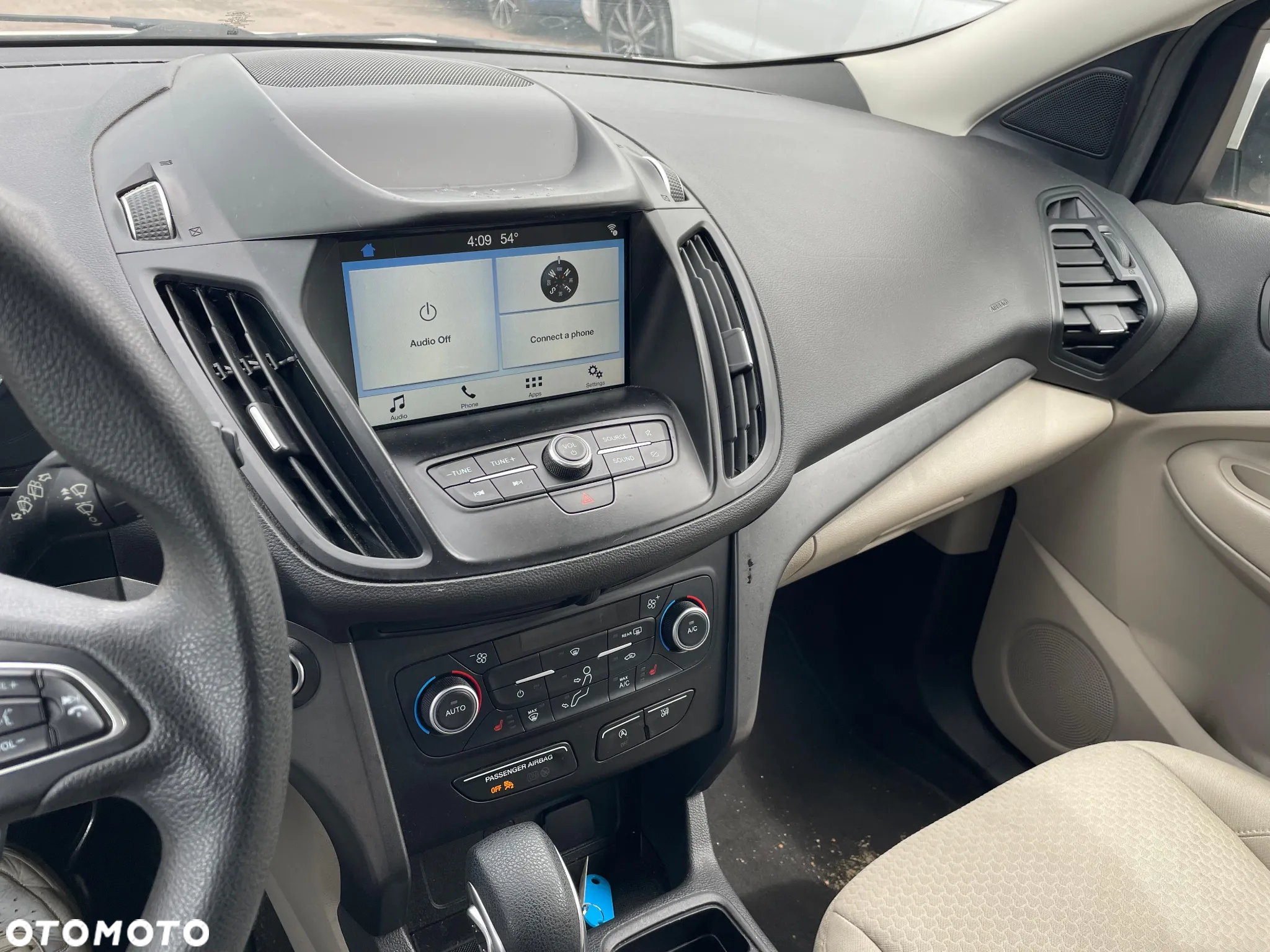 Ford Kuga - 9