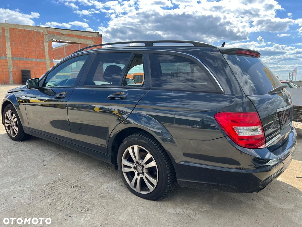 Mercedes C-klasa W204 Lift 2012 kombi C200 (183U) części zderzak maska błotnik klapa deska fotele drzwi lampy - 7