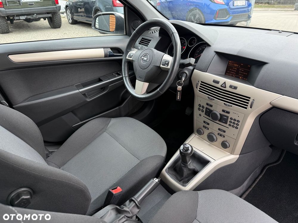 Opel Astra - 9