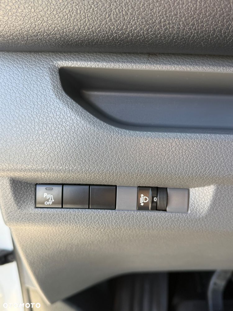 Opel VIVARO - 21