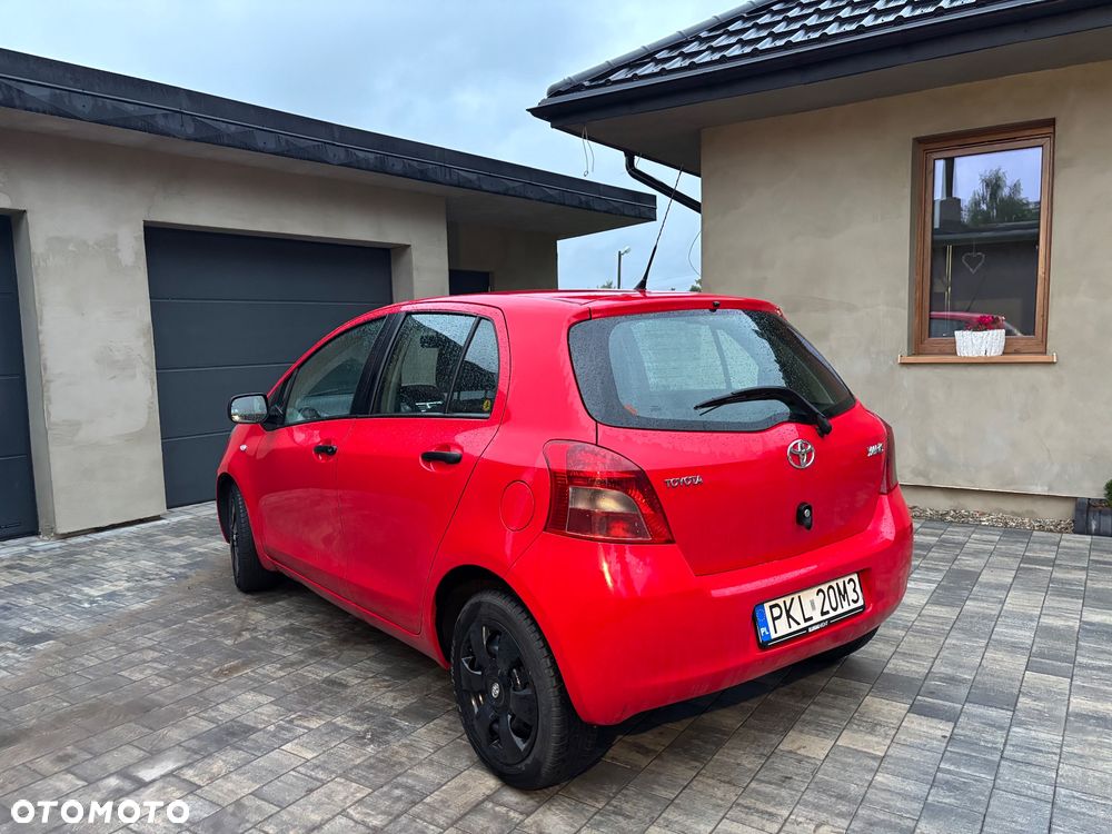 Toyota Yaris - 5