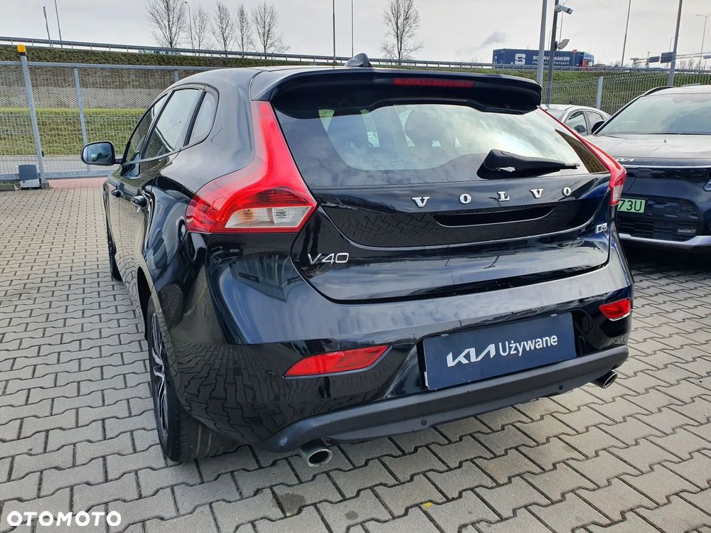 Volvo V40 D3 Kinetic - 14