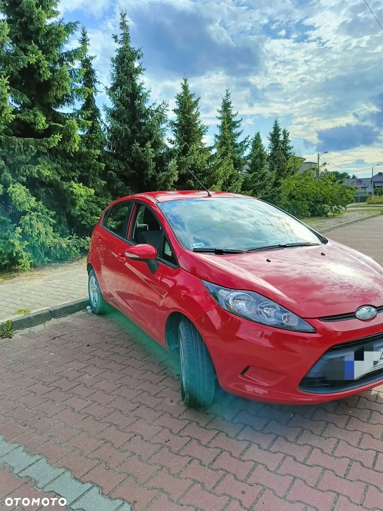 Ford Fiesta - 9