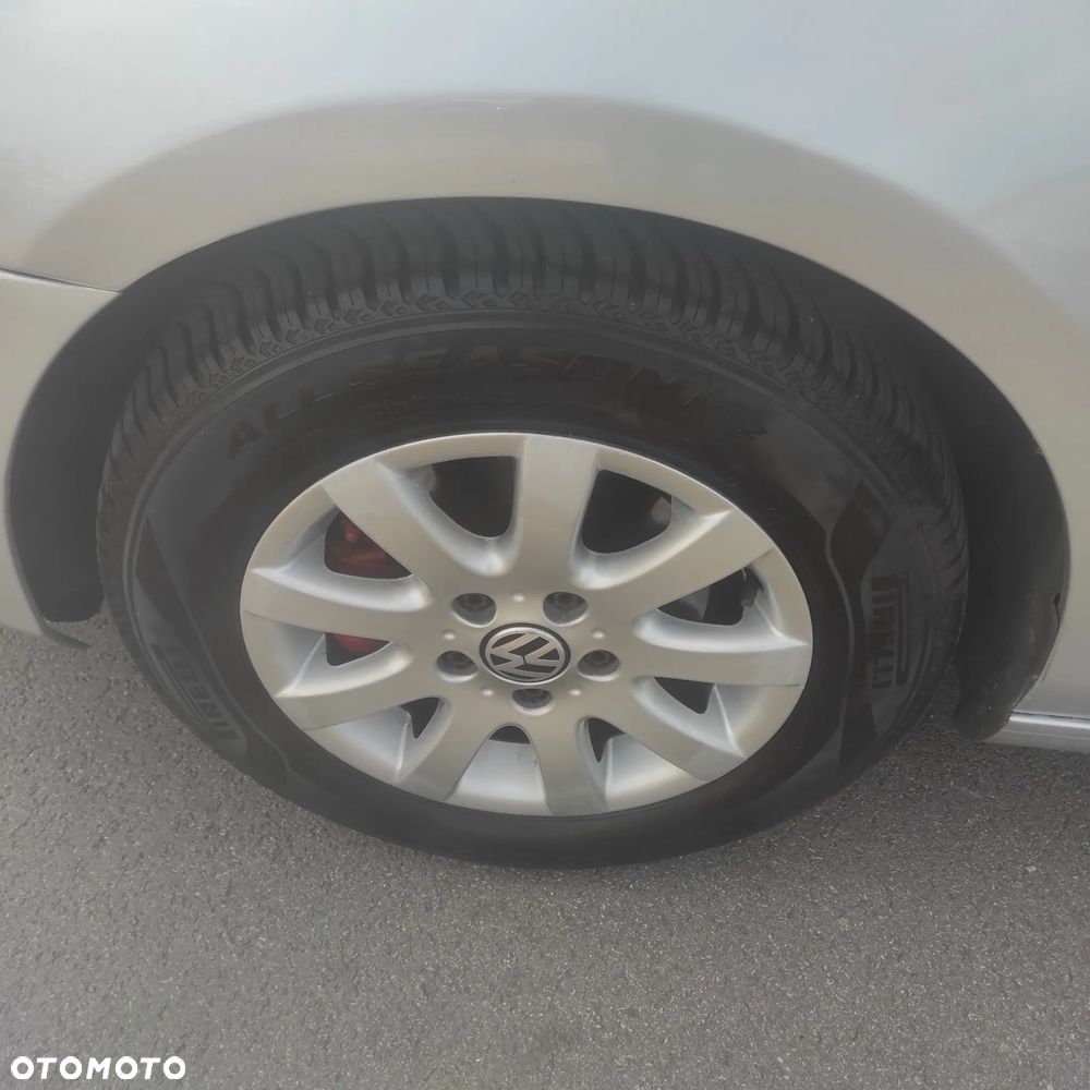 Volkswagen Golf - 30