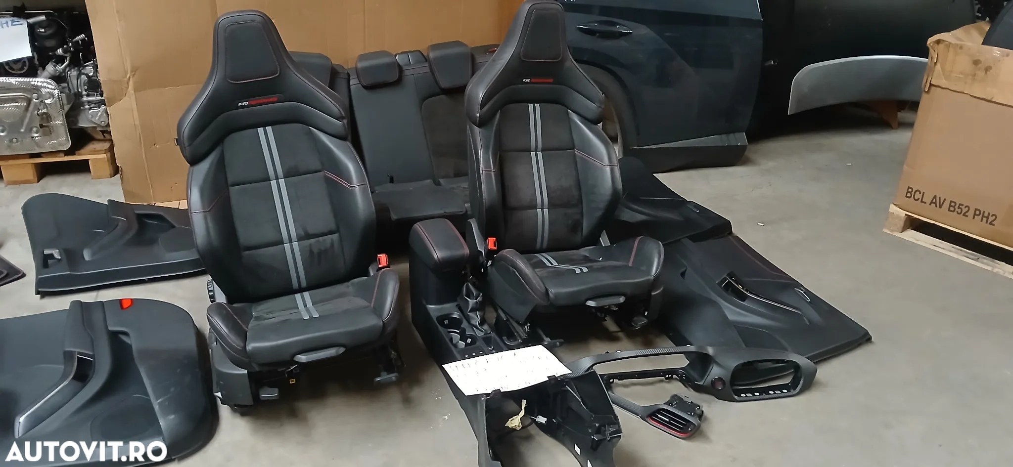Interior de piele complet ST-LINE Ford Puma  2023 - 9