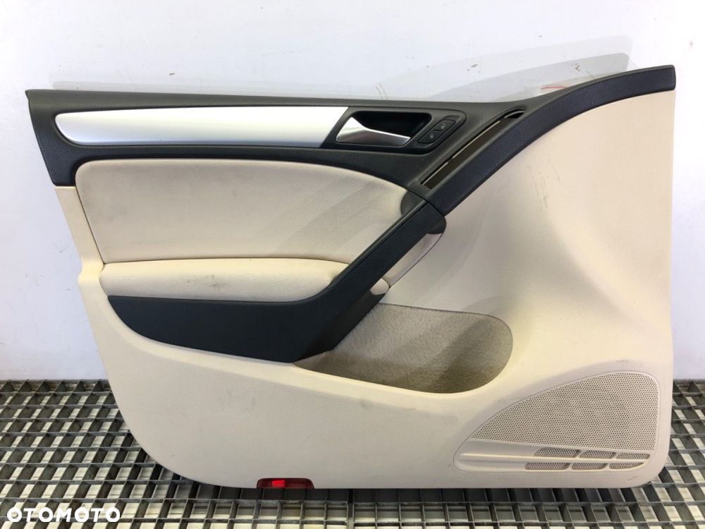 BOCZEK DRZWI LEWY PRZÓD - 102.00 PLN - VW GOLF VI (5K1) 2008 - 2014 1.4 TSI 90 kW [122 KM] benzyna - 1