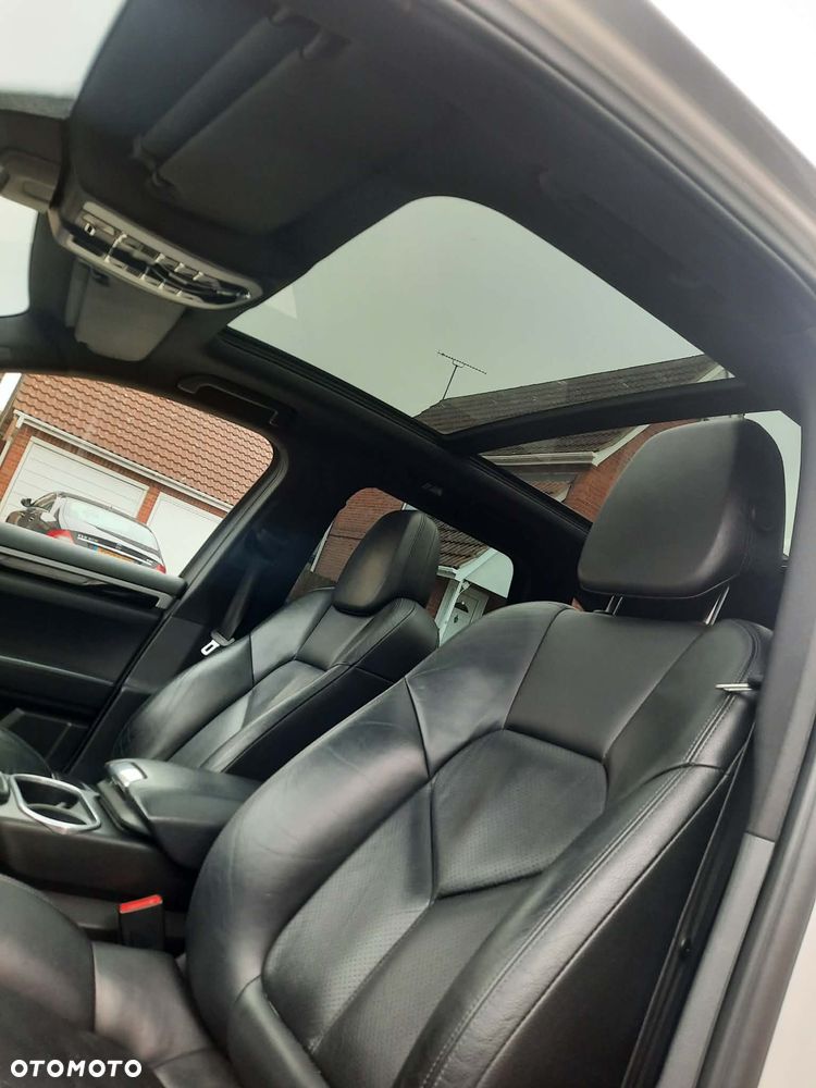 Porsche Cayenne Tiptronic S - 3