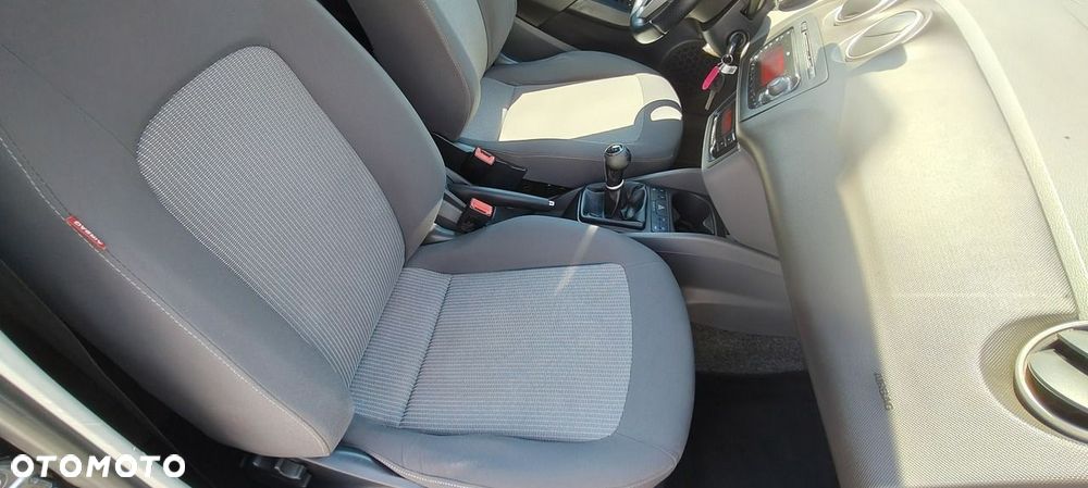 Seat Ibiza 1.4 16V Passion - 12
