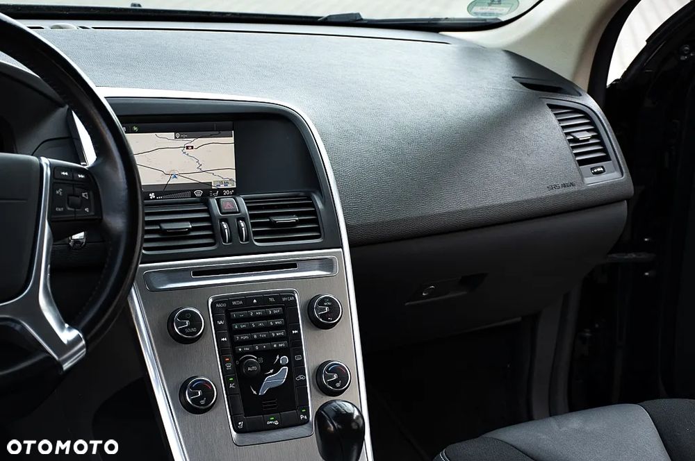Volvo XC 60 DRIVe Momentum - 31