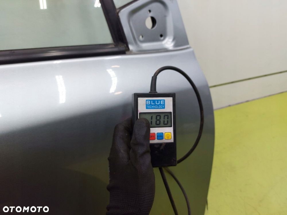 Drzwi przednie prawe przód TOYOTA YARIS II 2009-2011 LIFT 1F8 Srebrny - 10