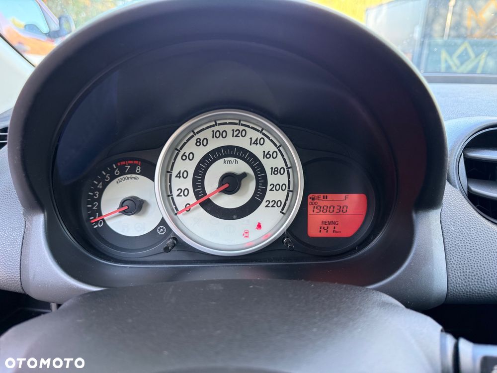 Mazda 2 1.5 Dynamic - 10