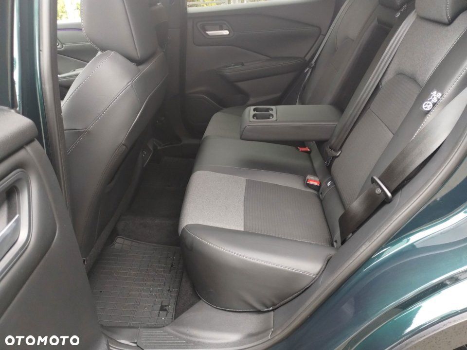 Nissan Qashqai 1.3 DIG-T mHEV 4x4 N-Connecta Xtronic - 17