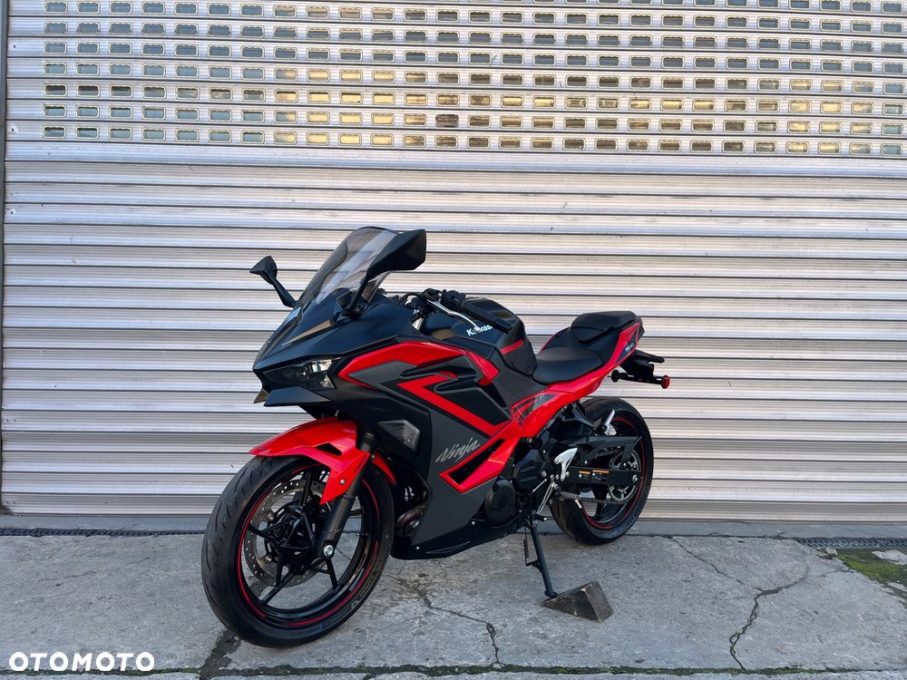 Kawasaki Ninja - 28