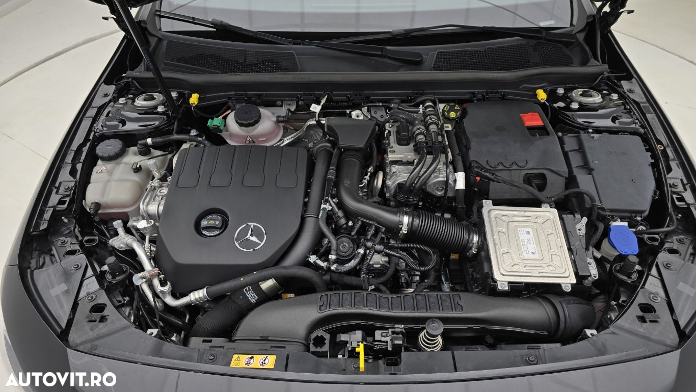 Mercedes-Benz A - 24