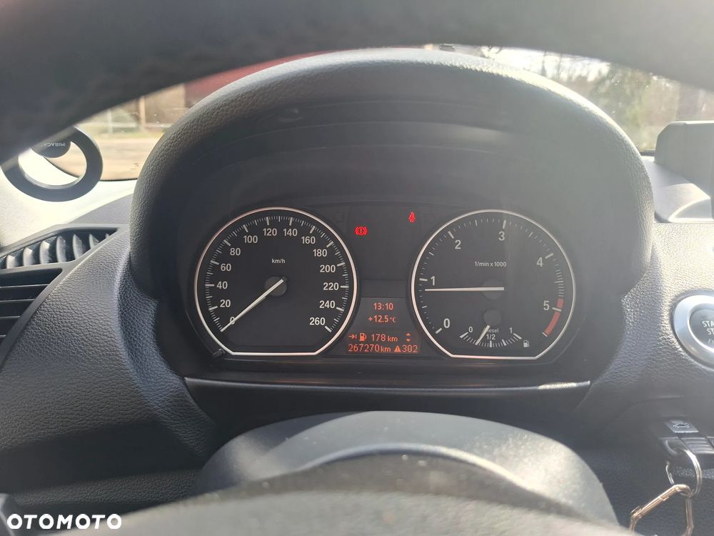 BMW Seria 1 120d DPF - 22