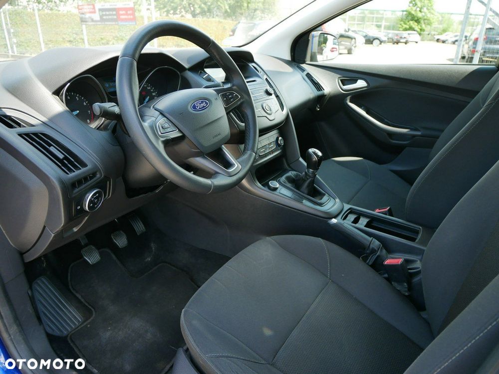 Ford Focus 1.0 EcoBoost Trend Edition - 4