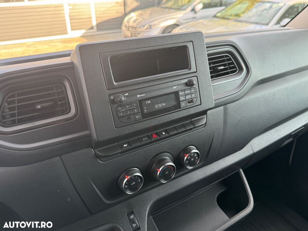 Renault Master - 10