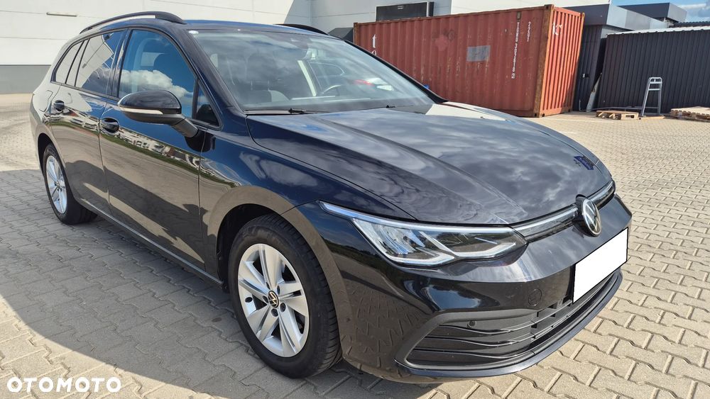 Volkswagen Golf 1.5 eTSI Life DSG - 3