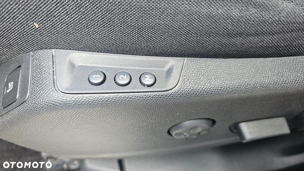 Peugeot 5008 1.5 BlueHDi GT Pack S&S EAT8 - 11