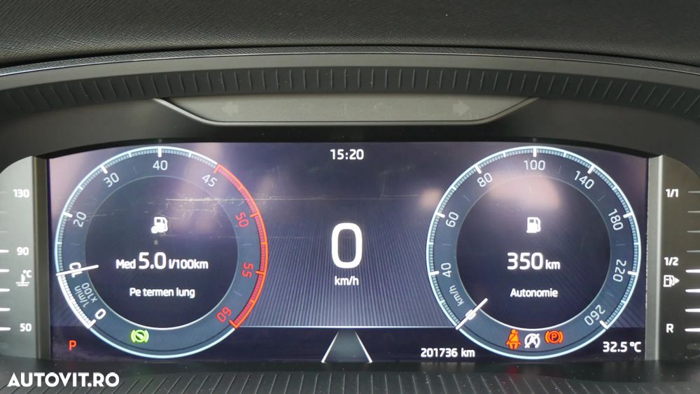 Skoda Octavia 2.0 TDI STYLE DSG - 20