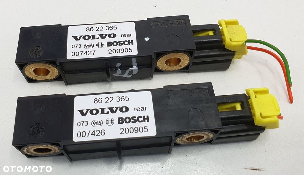 SENSOR UDERZENIOWY TYŁ VOLVO V70 XC70 II 8622365 - 2